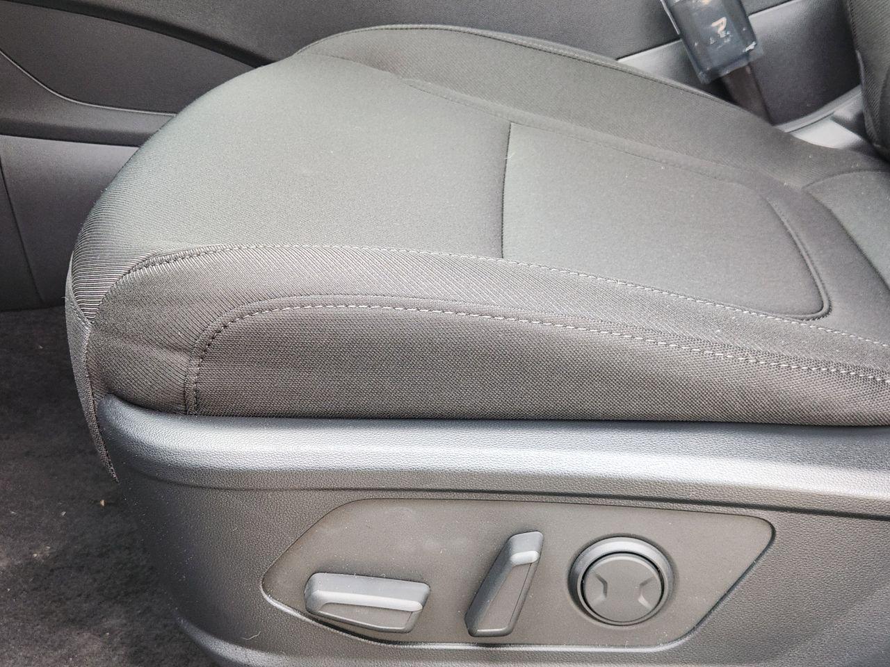 New 2026 Hampton Gray Hyundai SEL FWD image 23