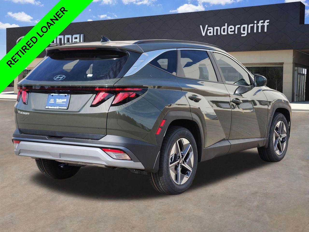 New 2026 Rockwood Green Hyundai SEL FWD image 4