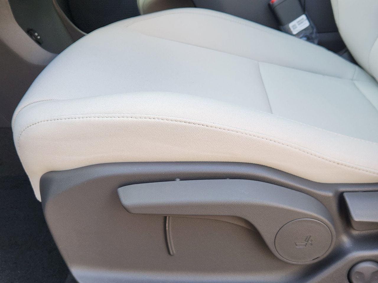 New 2026 W6H White Hyundai SE FWD image 24