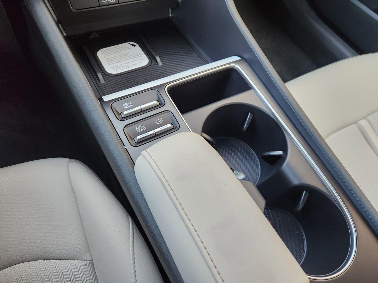 New 2026 Serenity White Hyundai SEL Sport image 20