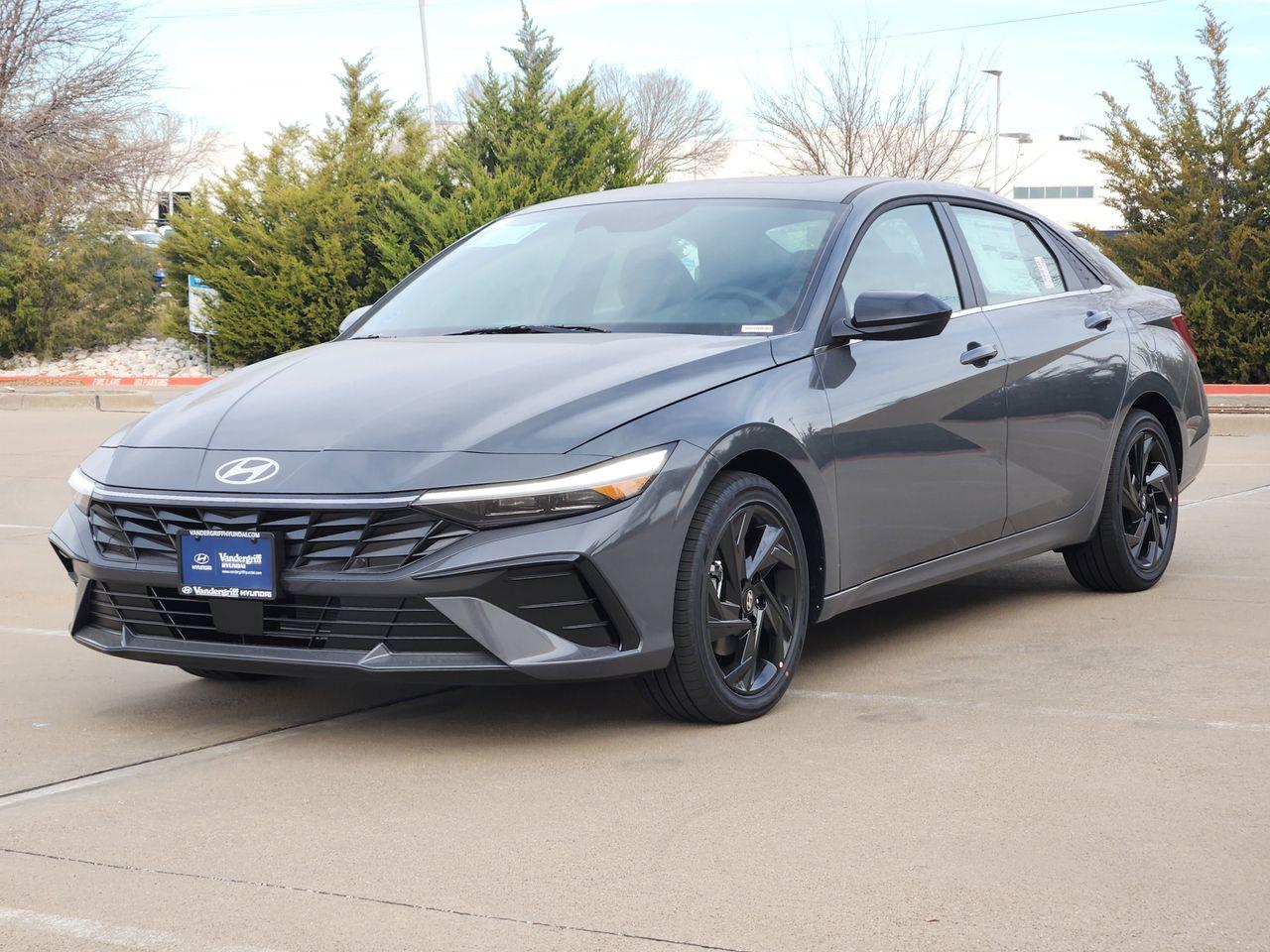 New 2026 PE2 Gray Hyundai SEL Sport Premium image 2