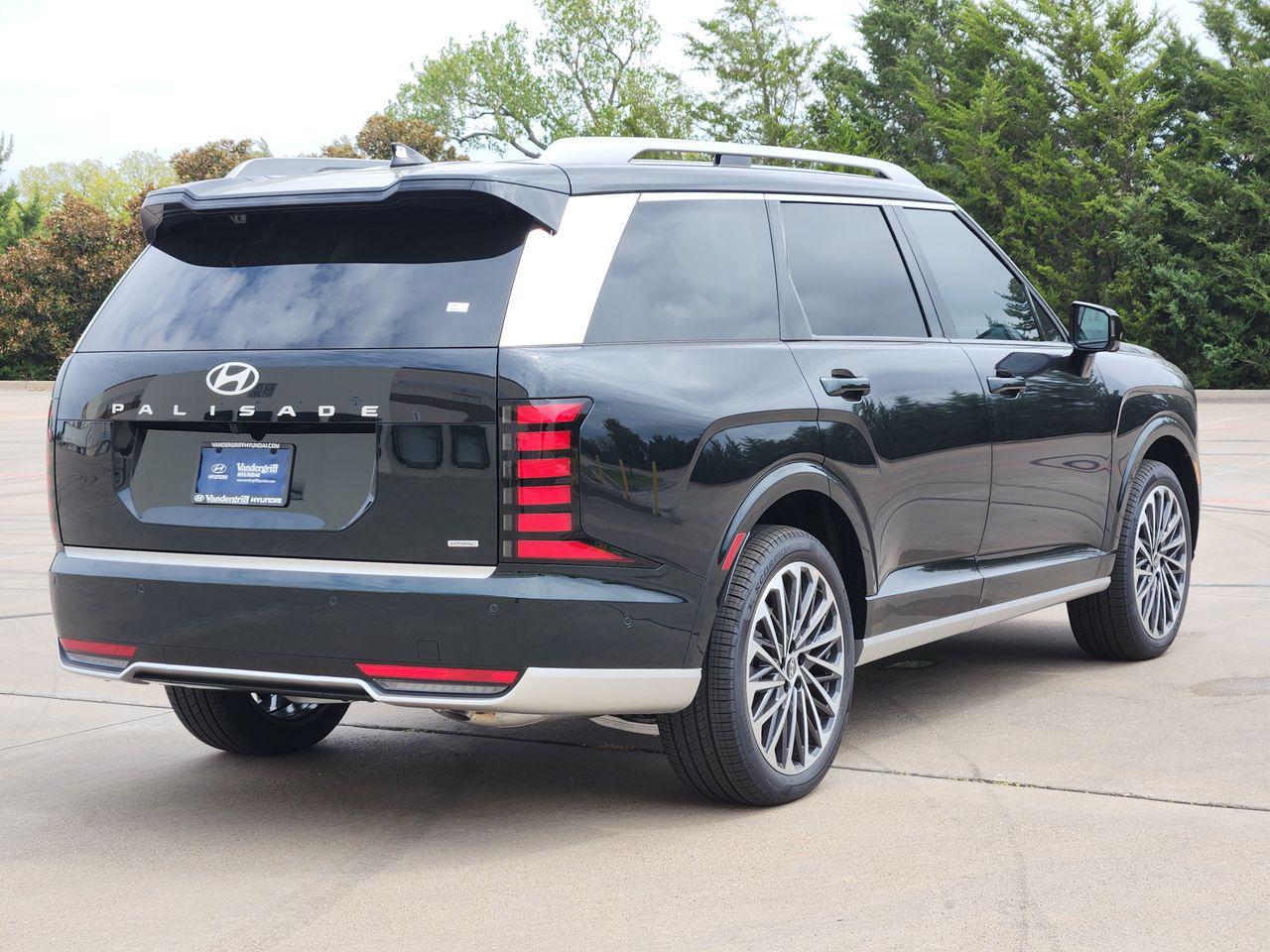 New 2027 Robust Emerald Pearl Hyundai Calligraphy AWD image 4