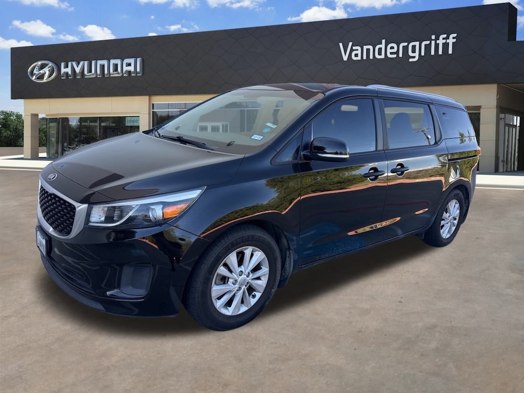 Used 2015 Kia Sedona LX Van