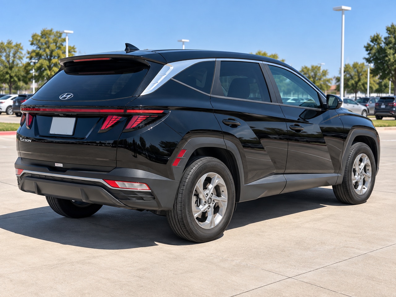 Used 2024 Black Pearl Hyundai SE image 6