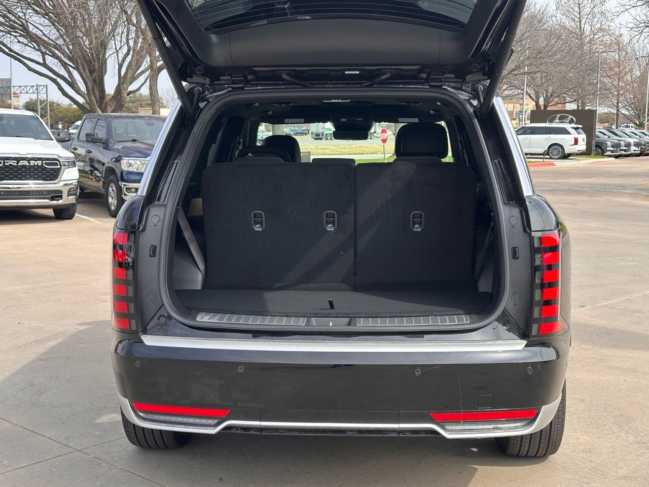 Certified Used 2026 Abyss Black Pearl Hyundai Calligraphy image 15