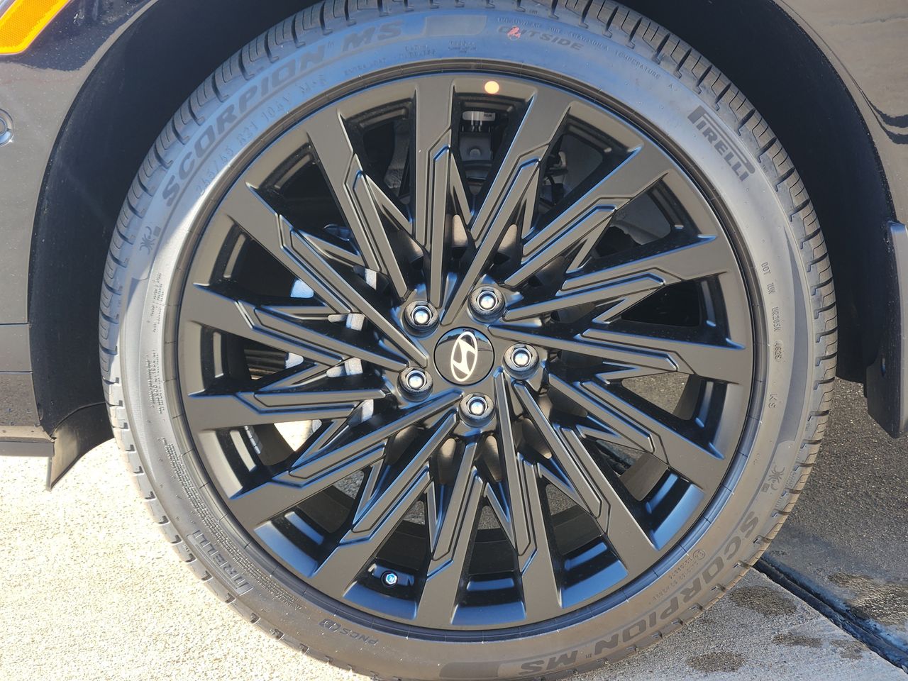 New 2026 W6H White Hyundai Calligraphy FWD image 7