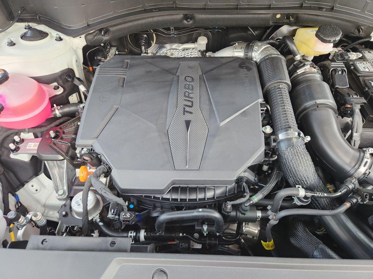 New 2027 Serenity White Hyundai Limited FWD image 33