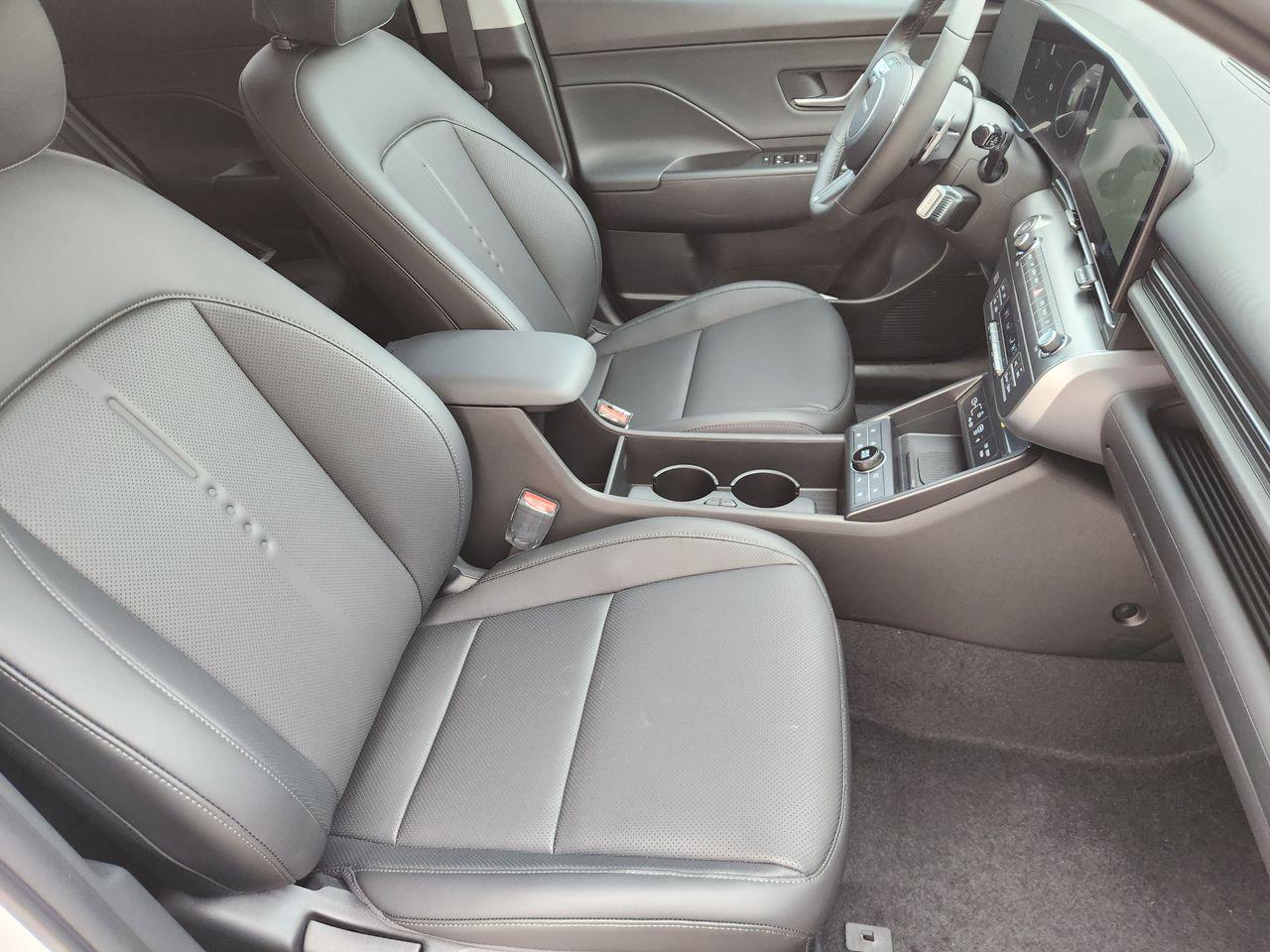 New 2026 SAW White Hyundai Limited FWD image 10