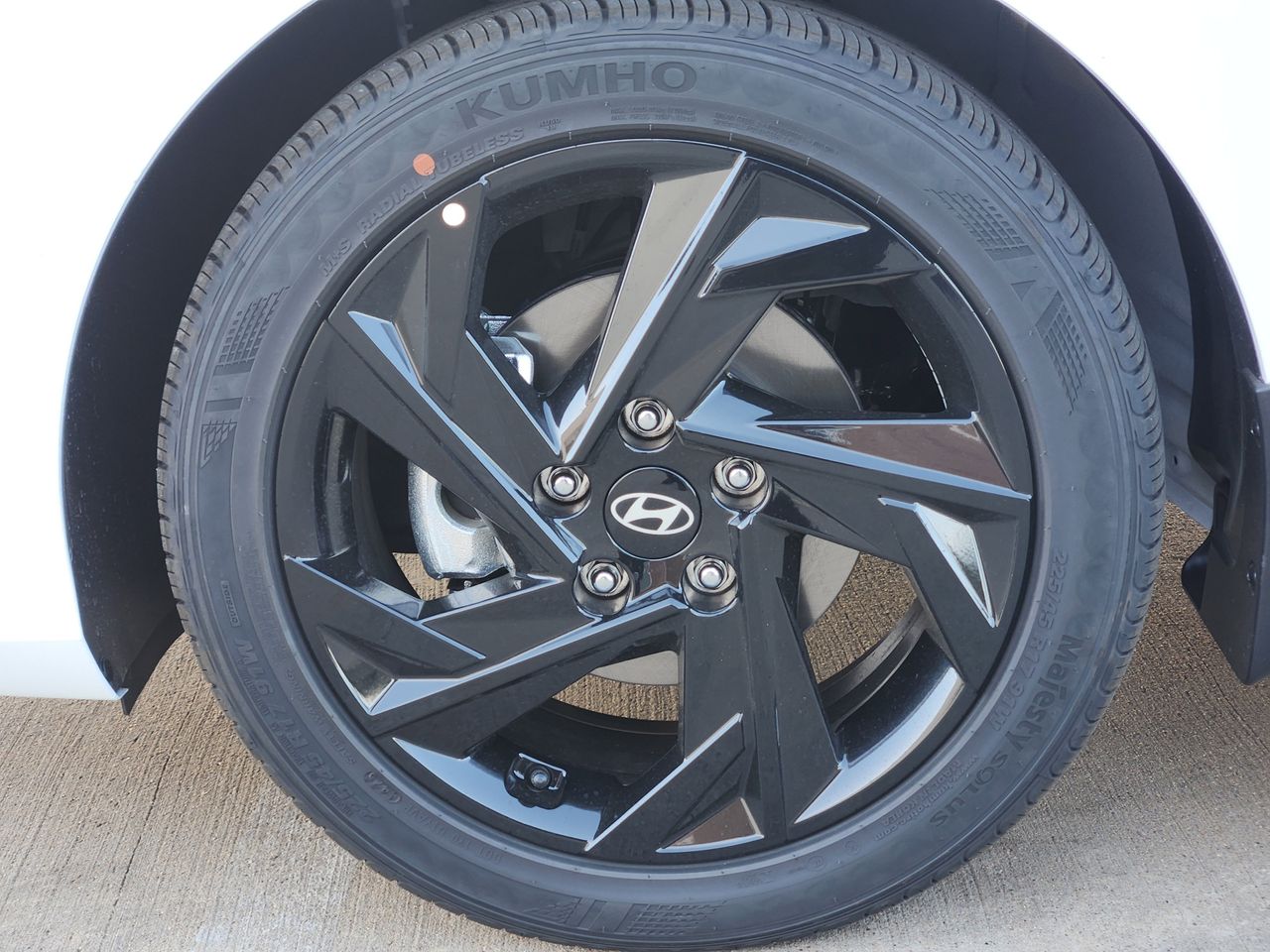 New 2026 W6H White Hyundai SEL Sport image 7