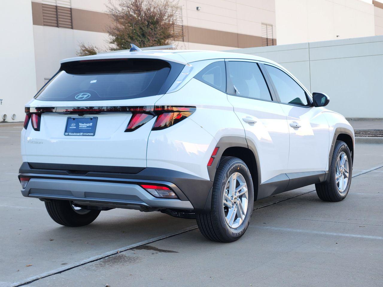 New 2026 W6H White Hyundai SE FWD image 4