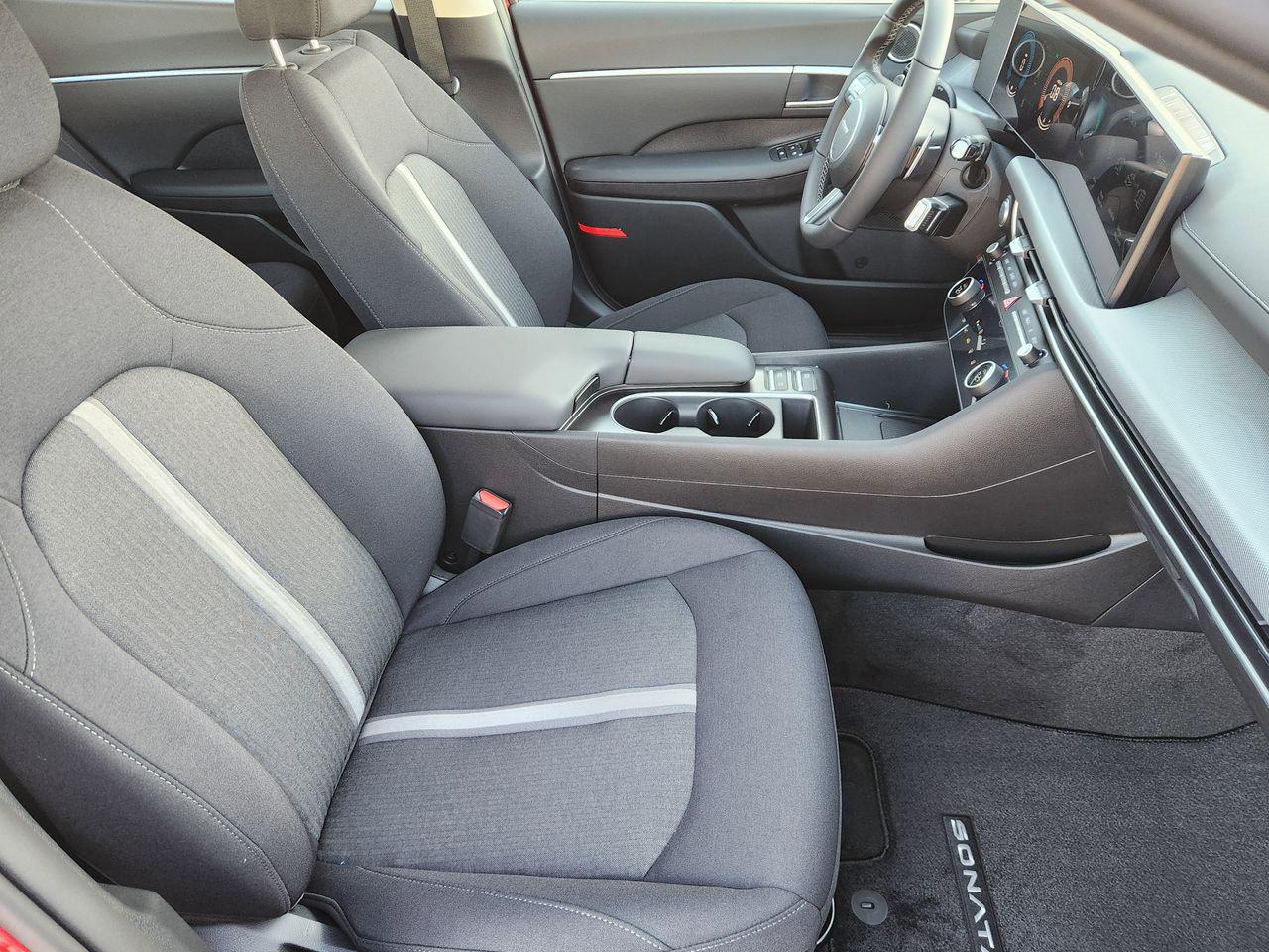 New 2026 R2P Red Hyundai SEL Sport image 9