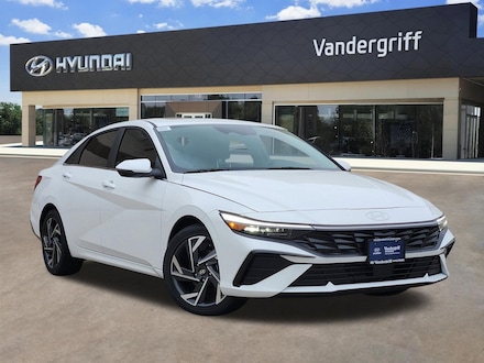 2026 Hyundai Elantra Limited Sedan