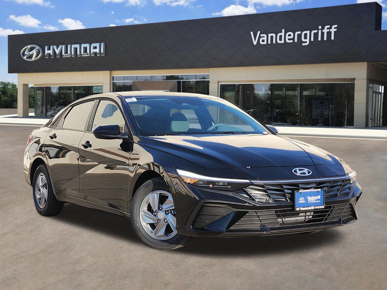 New 2026 Hyundai Elantra SE