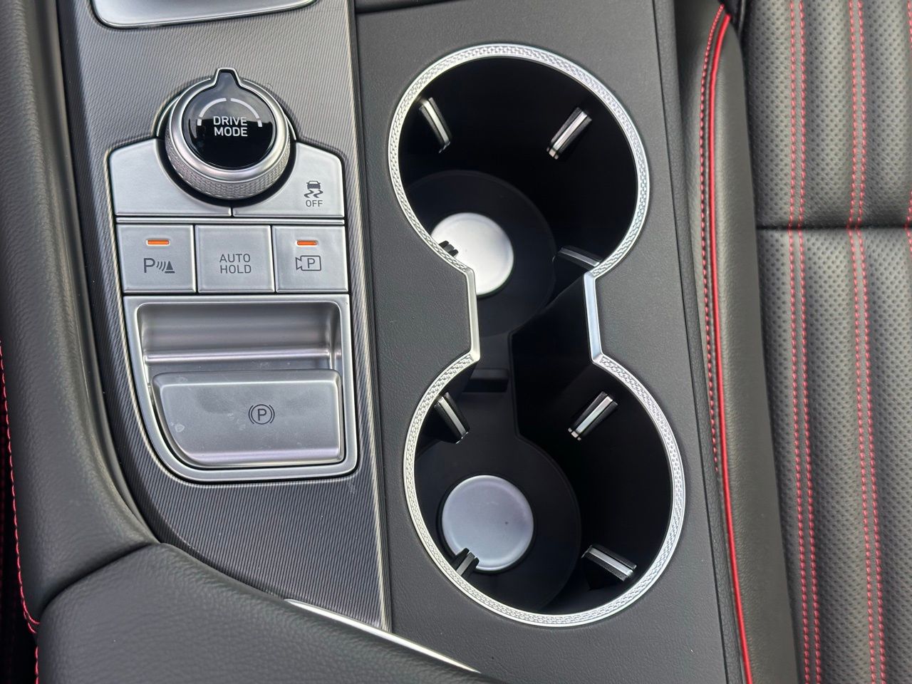 Used 2026 Alta White Genesis 3.3T Sport Prestige image 36