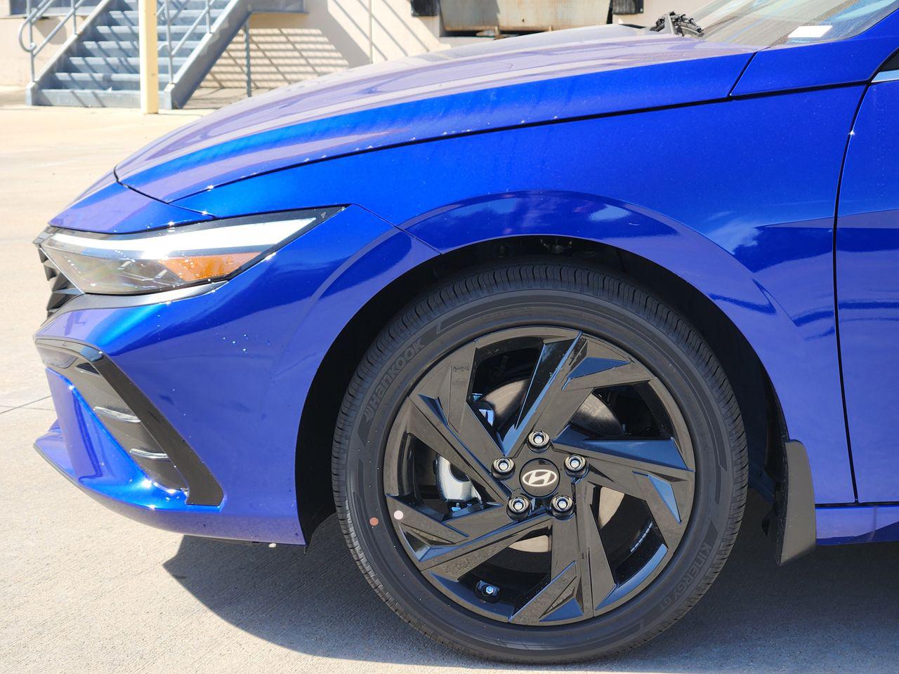 New 2026 YP5 Blue Hyundai SEL Sport Premium image 5