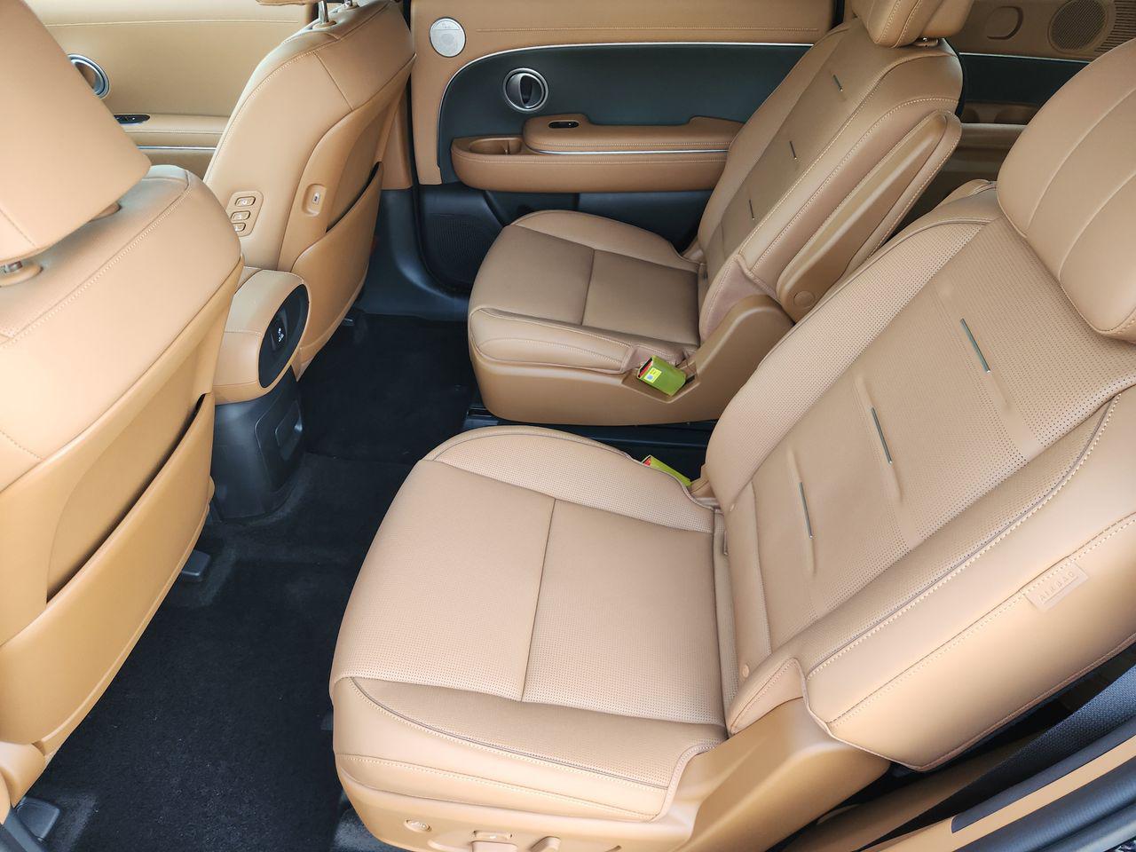 New 2026 Abyss Black Pearl Hyundai Calligraphy FWD image 29