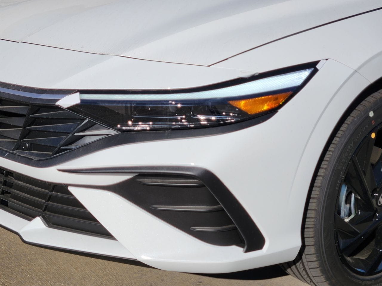 New 2026 W6H White Hyundai SEL Sport image 6