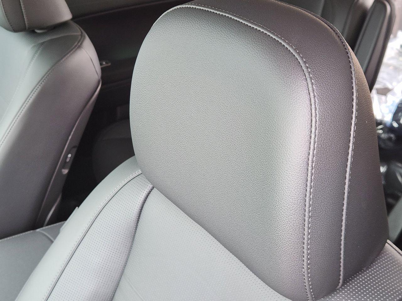 New 2026 Creamy White Pearl Hyundai Limited image 12