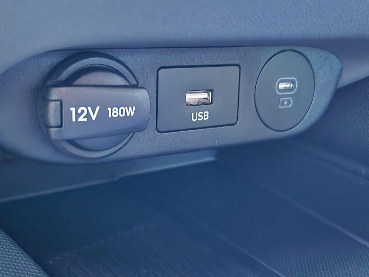 New 2026 W6H White Hyundai SEL Sport Premium image 17