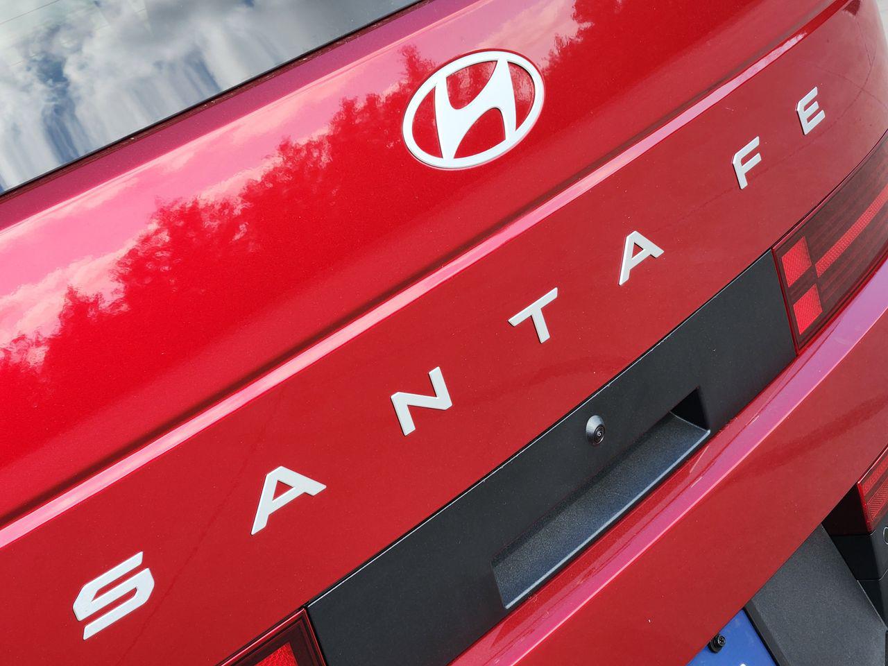 New 2026 R2P Red Hyundai SEL FWD image 8