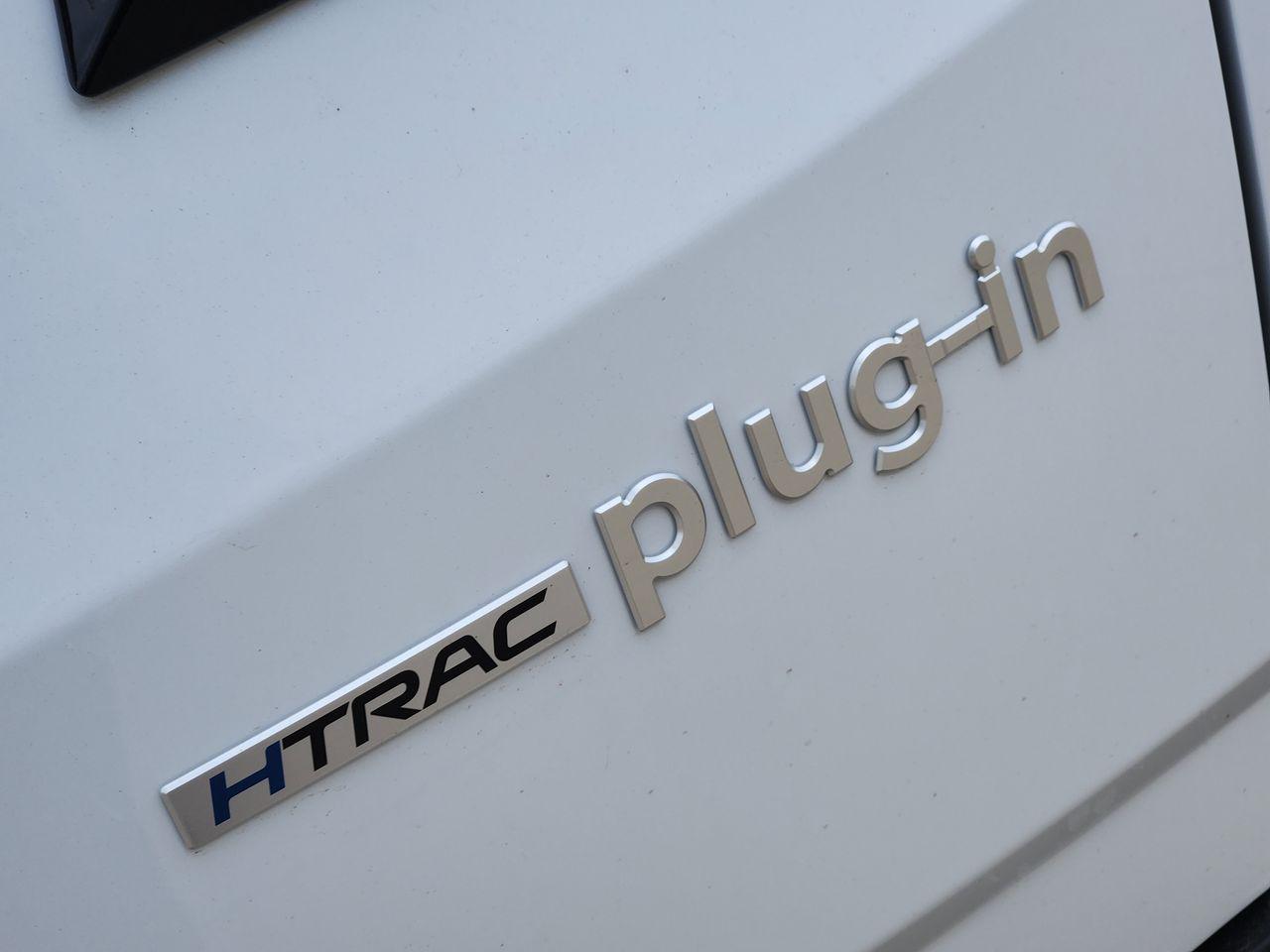 New 2026 Creamy White Pearl Hyundai SEL image 8