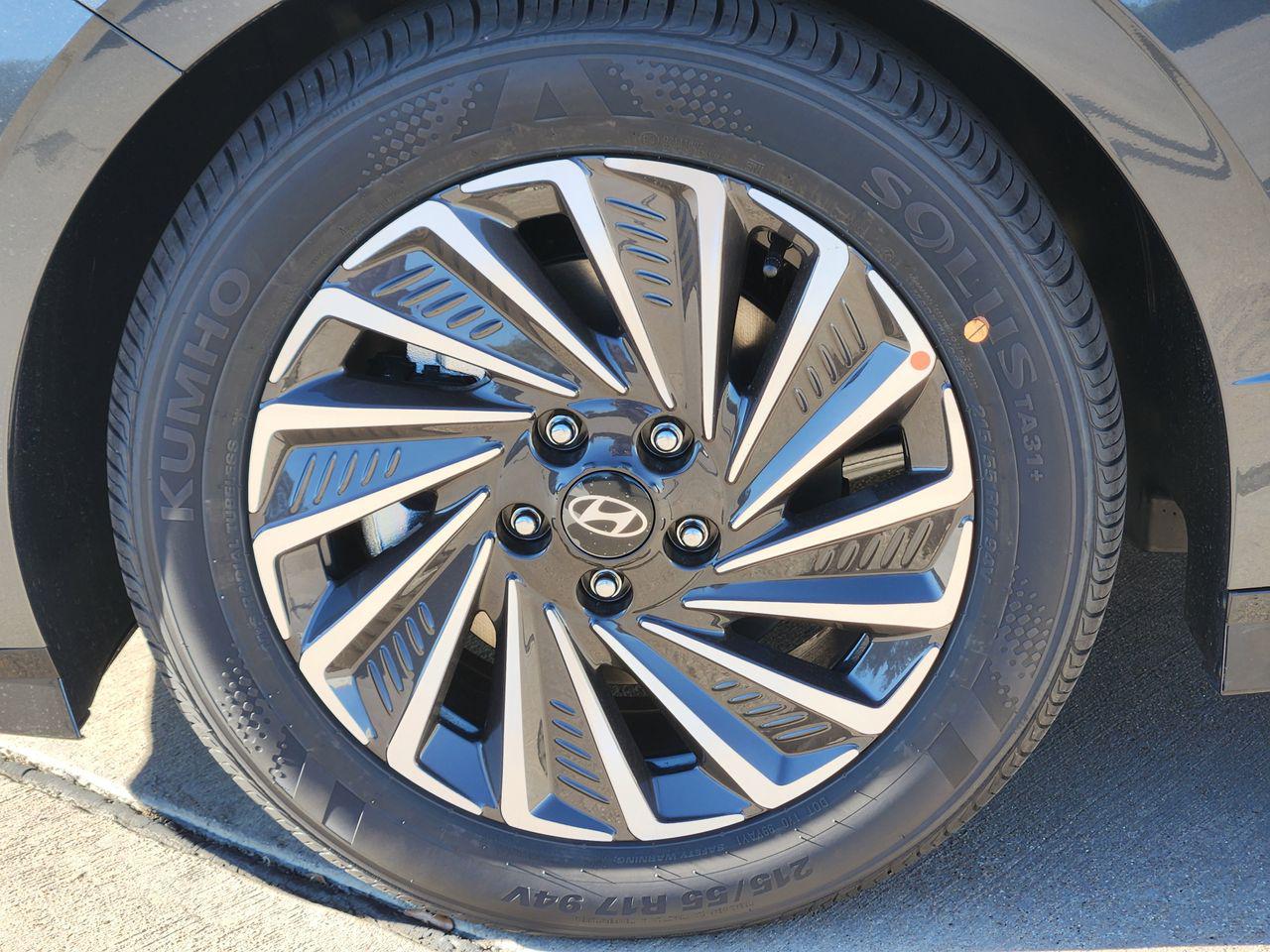 New 2026 T2G Gray Hyundai Limited image 7