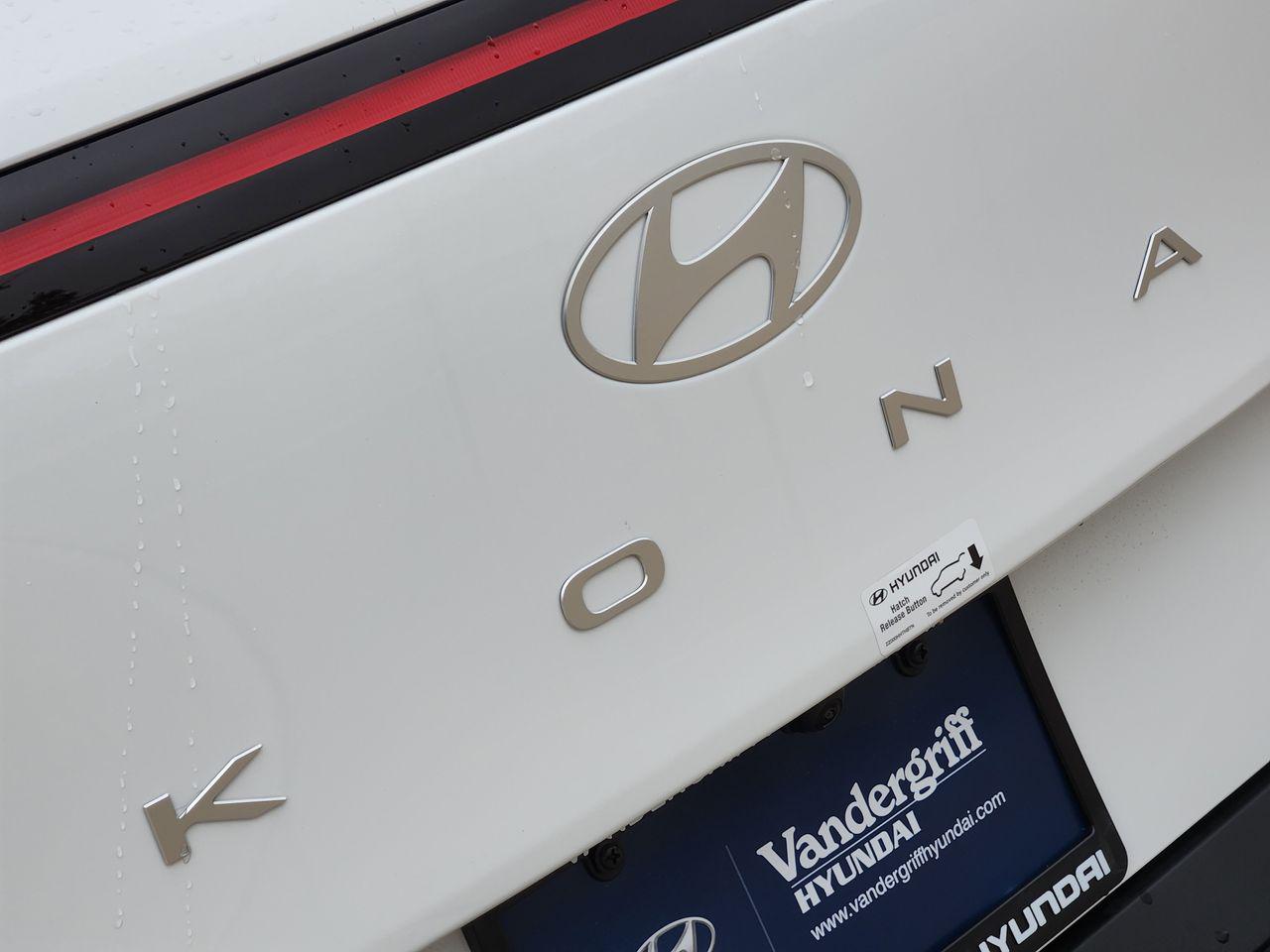 New 2026 Atlas White Hyundai SEL Sport FWD image 8