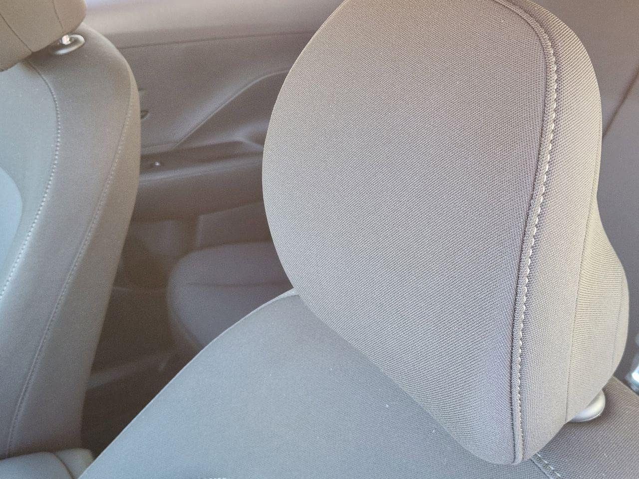 New 2026 C5G Gray Hyundai SE FWD image 11