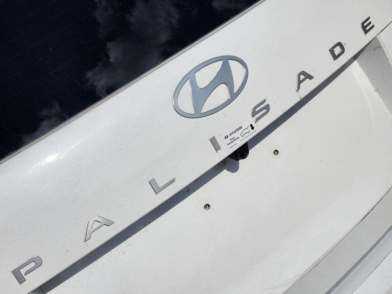 New 2026 WC9 White Hyundai Calligraphy FWD image 8