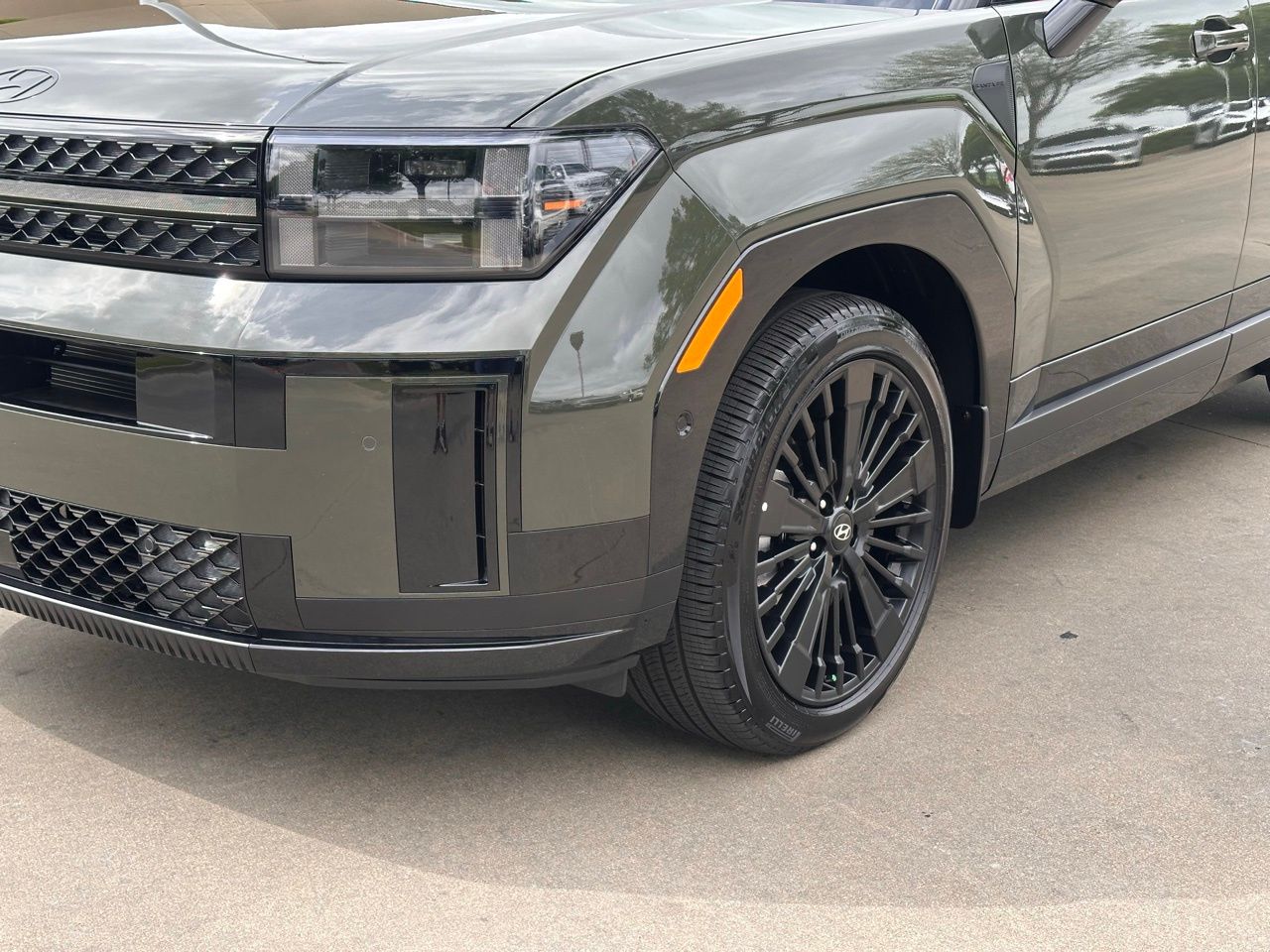 Certified Used 2026 Rockwood Green Hyundai Calligraphy image 9