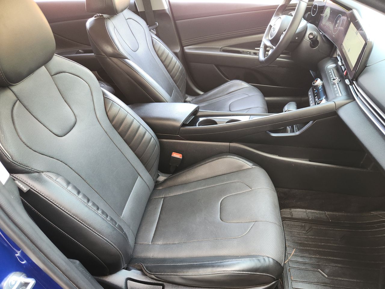 Used 2023 Intense Blue Hyundai Limited image 9