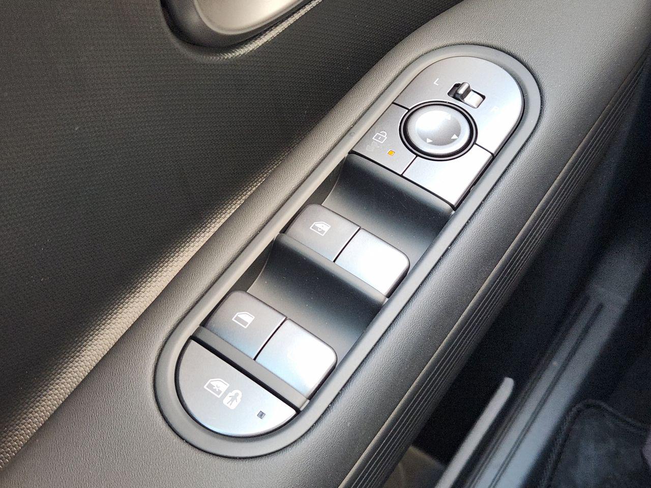New 2027 Cyber Gray Hyundai SE image 21