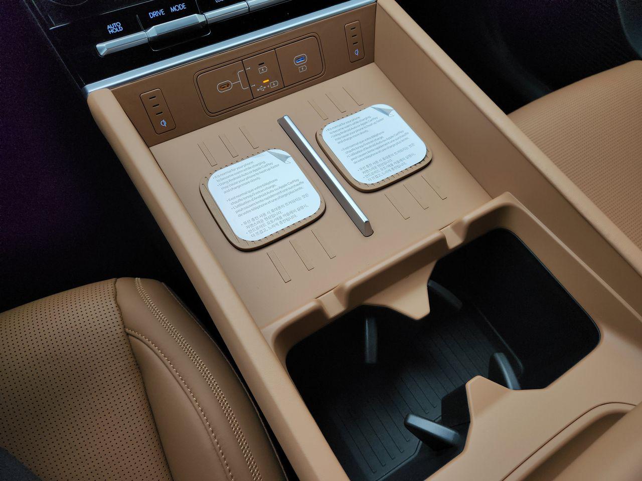 New 2026 W6H White Hyundai Calligraphy image 20