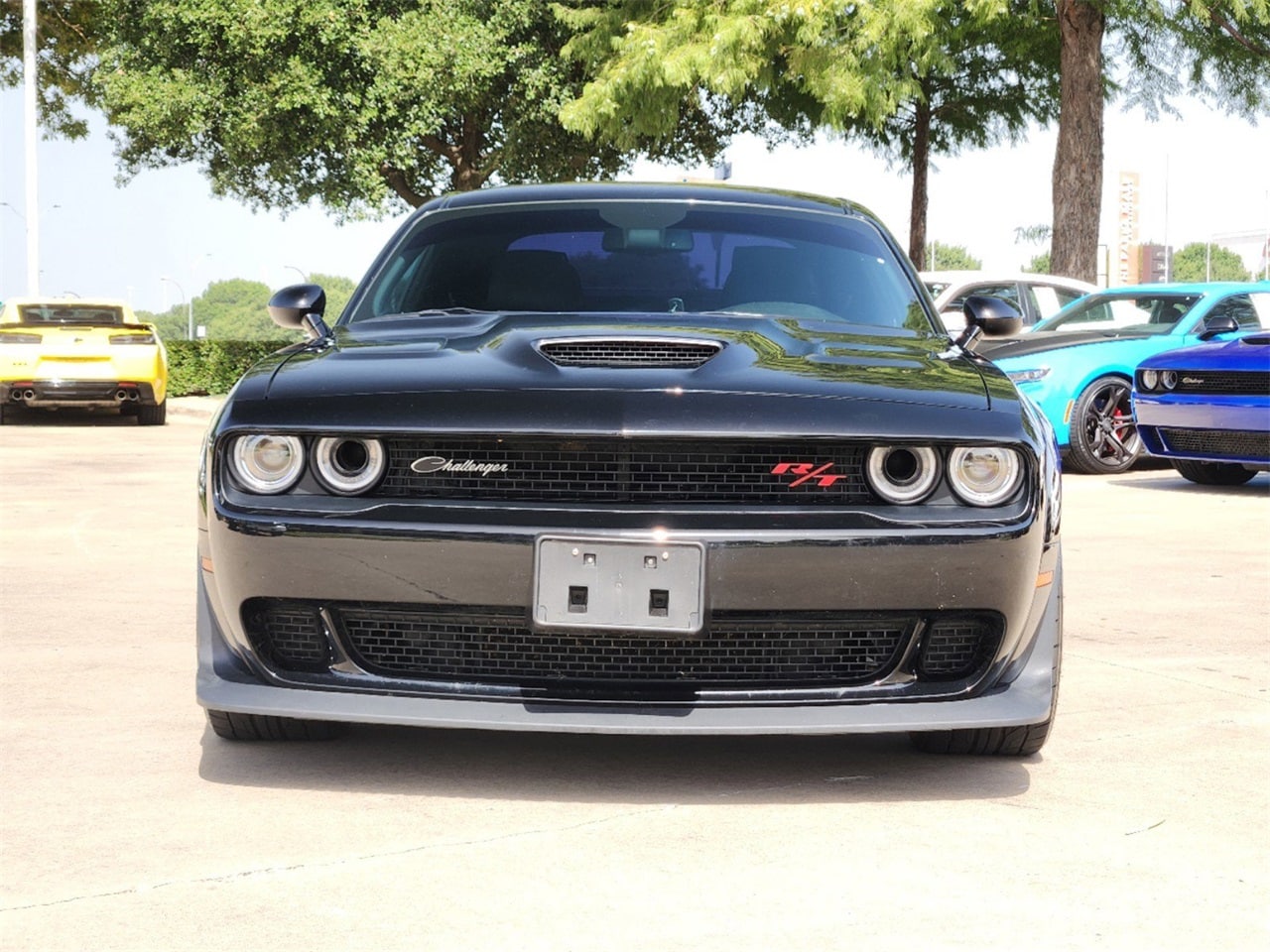 Used 2022 Dodge Challenger R/T with VIN 2C3CDZFJ9NH164652 for sale in Arlington, TX