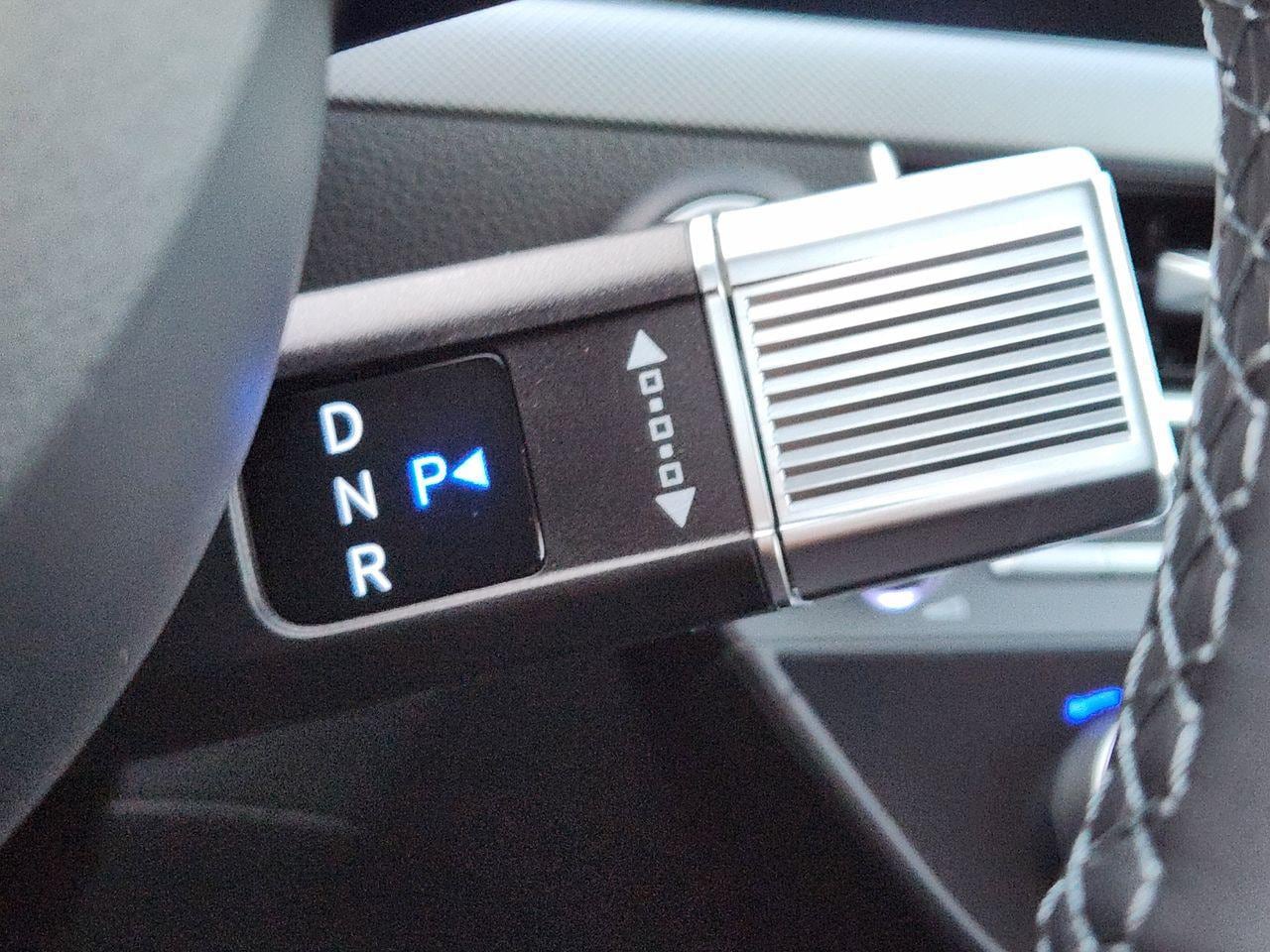 New 2026 T4A Silver Hyundai SEL Sport image 17