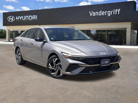 2025 Hyundai Elantra SEL Sport Sedan