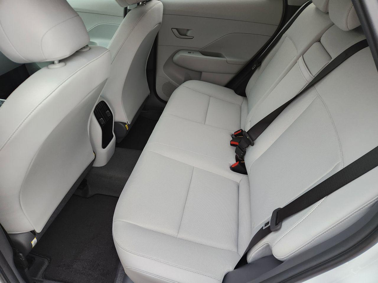 New 2026 Atlas White Hyundai SEL Sport FWD image 28