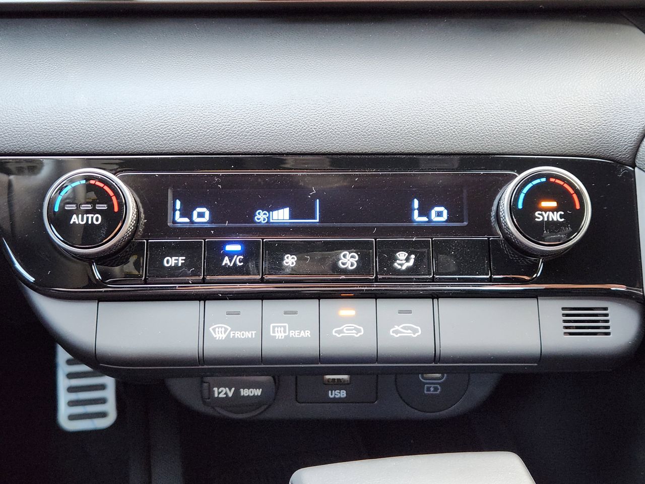 New 2026 W6H White Hyundai SEL Sport image 15