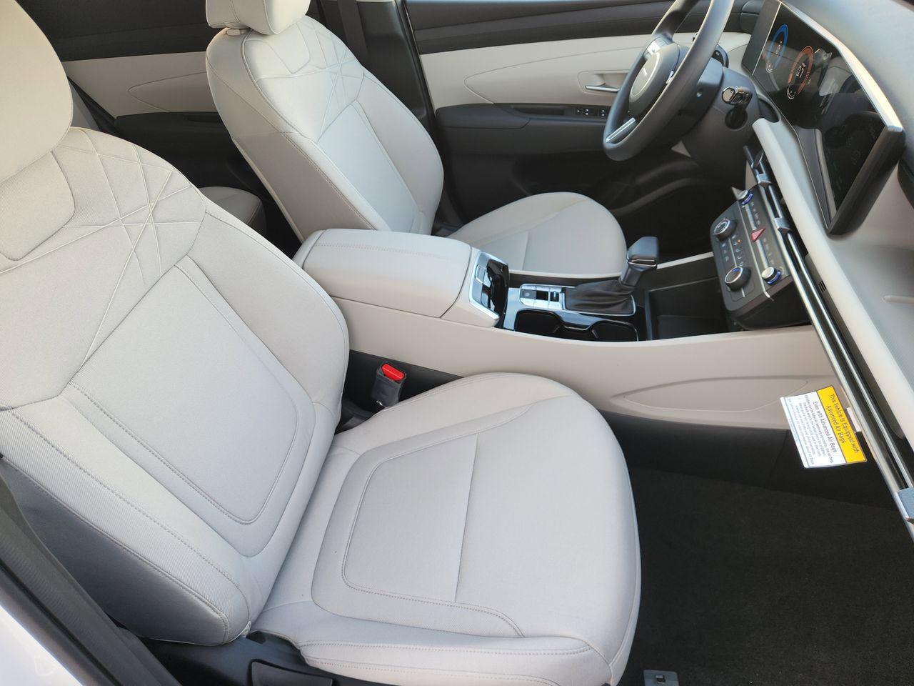 New 2026 W6H White Hyundai SE FWD image 10