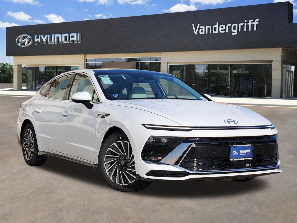 New 2026 Hyundai Sonata Hybrid SEL Sedan