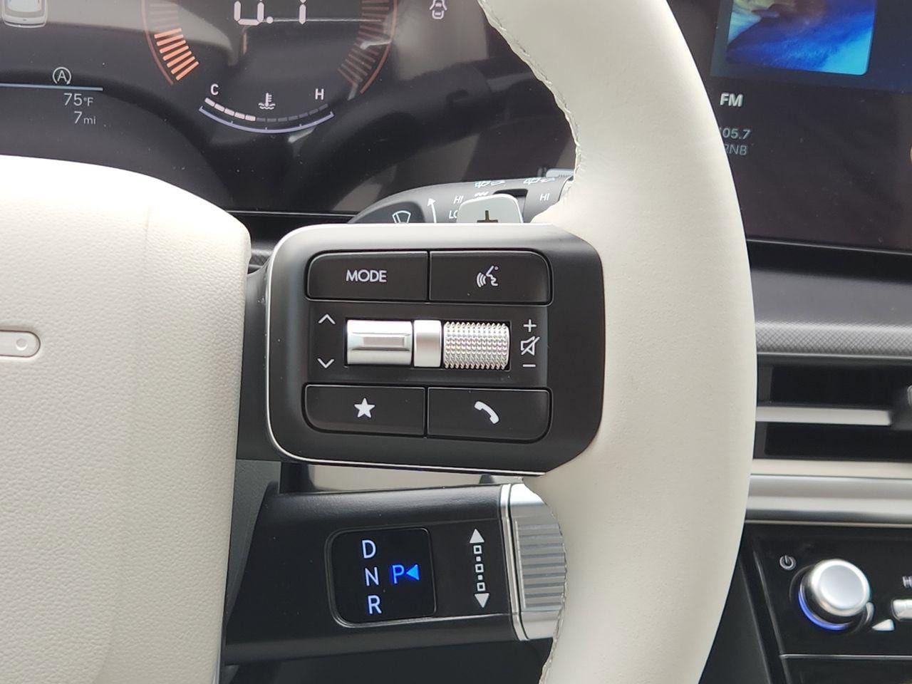 New 2026 Phantom Black Hyundai SE FWD image 27