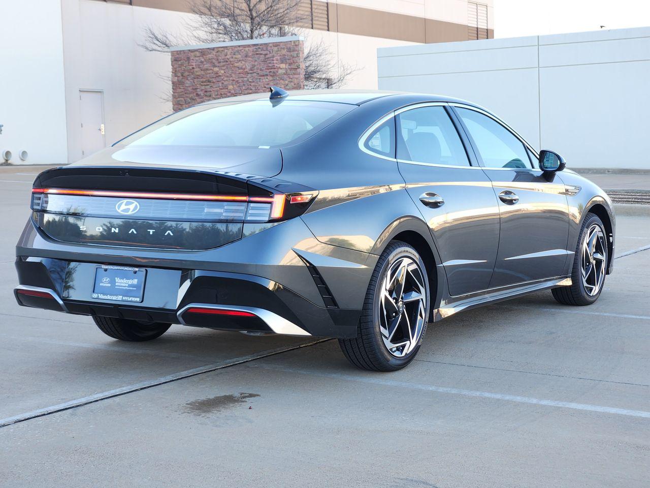 New 2026 Portofino Gray Hyundai SEL Sport image 4