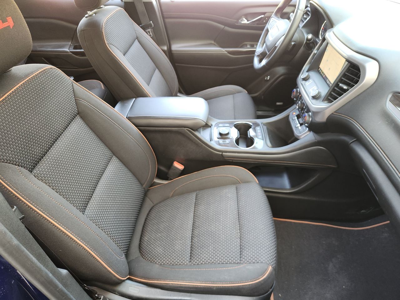 Used 2023 Ultra Blue GMC AT4 image 11