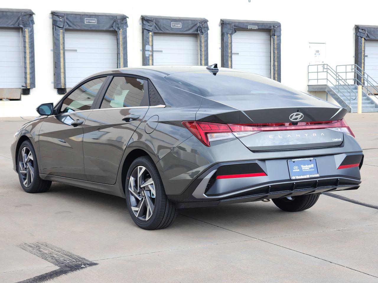 New 2026 Amazon Gray Hyundai Limited image 4