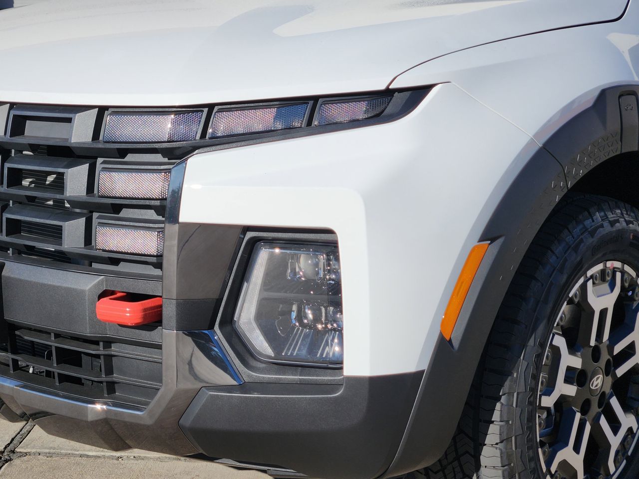 New 2026 SAW White Hyundai XRT image 6