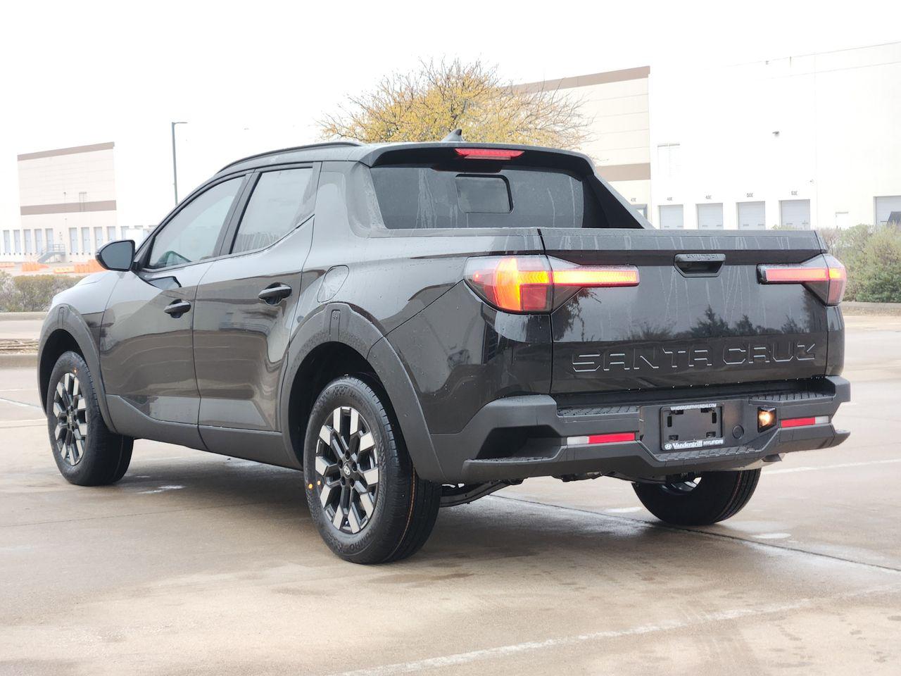 New 2026 S3B Black Hyundai SEL Activity FWD image 3