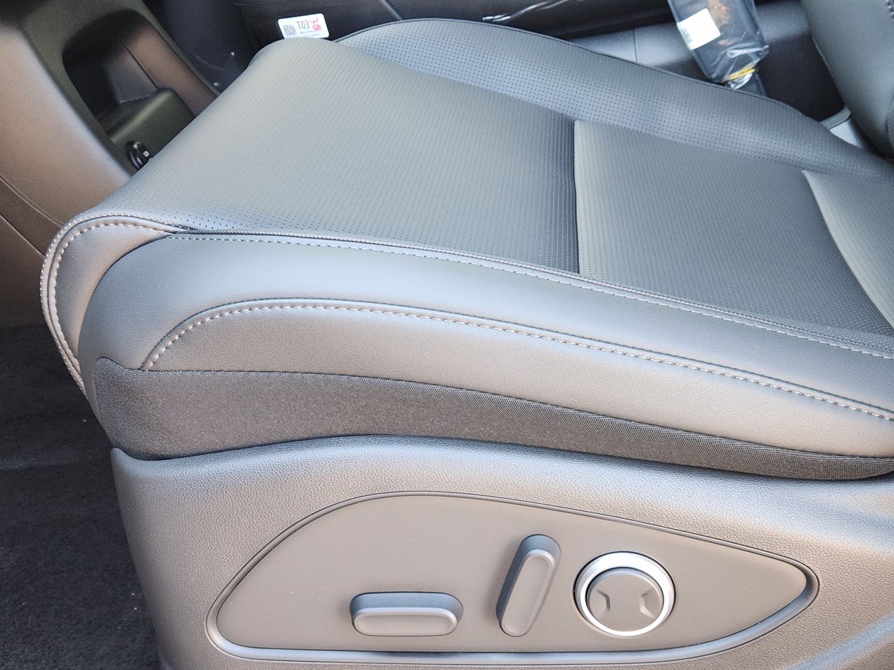 New 2026 WC9 White Hyundai SEL FWD image 22