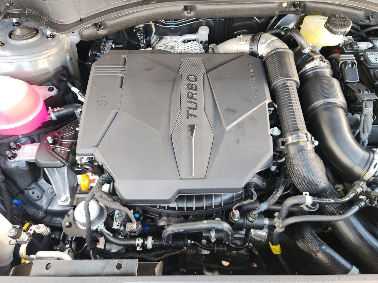 New 2027 Ecotronic Gray Hyundai Limited FWD image 33