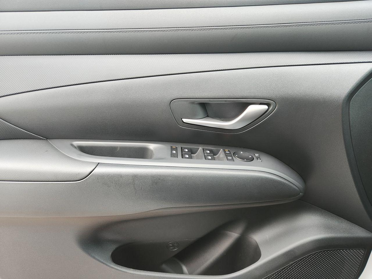 New 2026 Creamy White Pearl Hyundai SEL AWD image 22