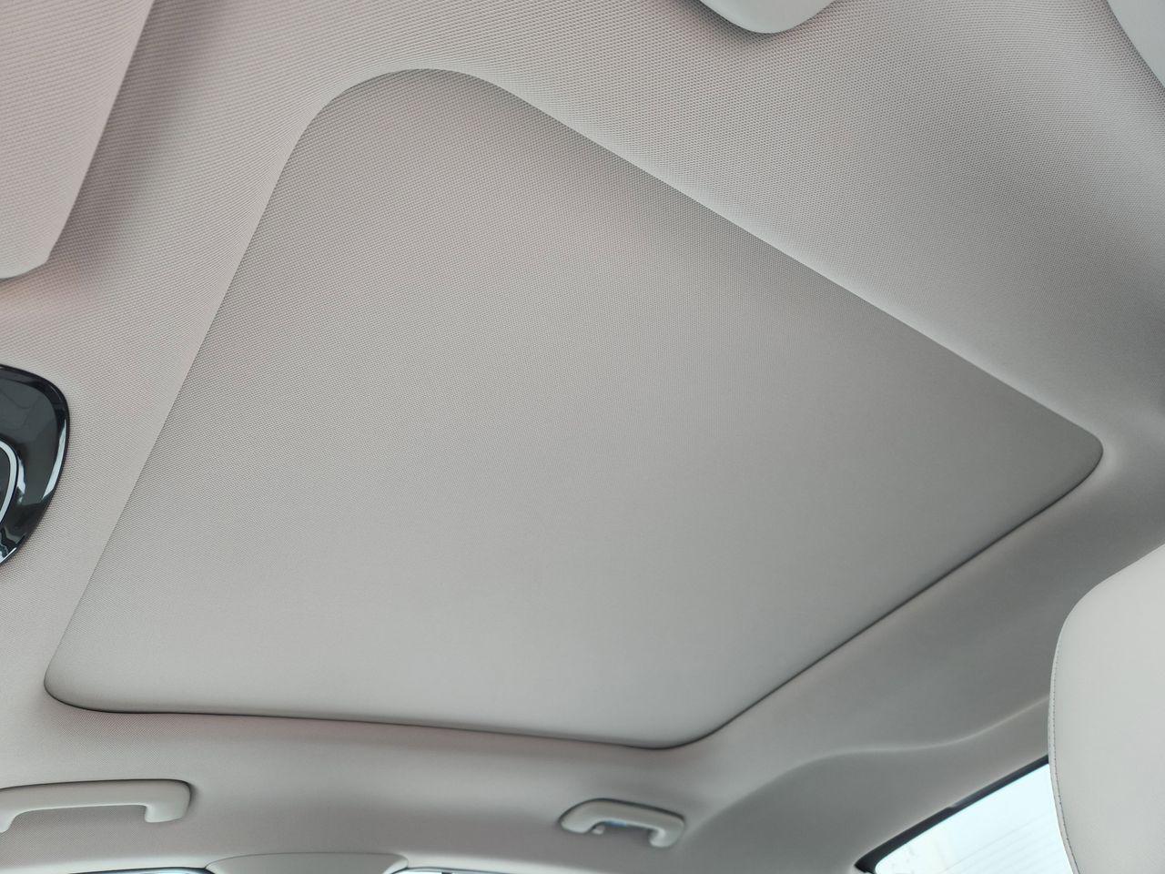 New 2026 W6H White Hyundai Limited image 27